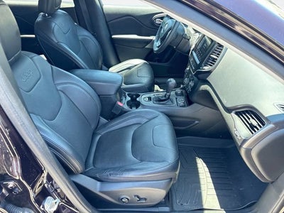 2021 Jeep Cherokee Latitude Lux