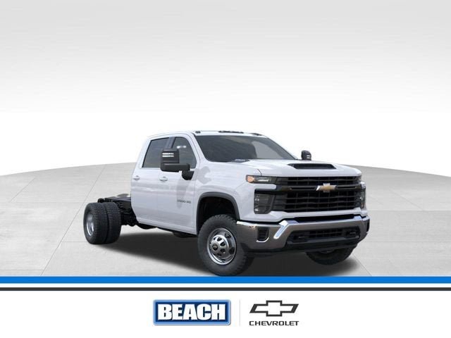 2025 Chevrolet Silverado 3500 HD Chassis Cab Work Truck