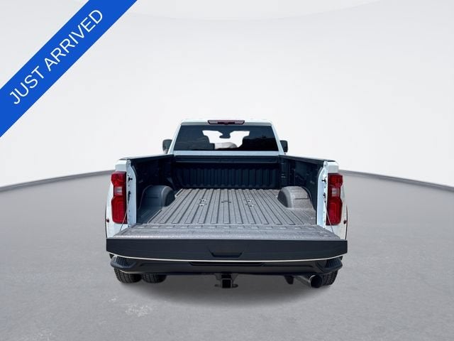 2026 Chevrolet Silverado 3500 HD WT DRW