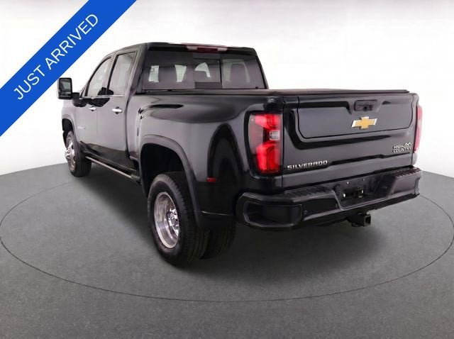 2023 Chevrolet Silverado 3500 HD High Country DRW