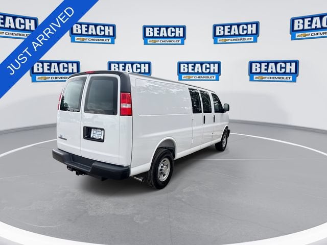 2026 Chevrolet Express Cargo WT
