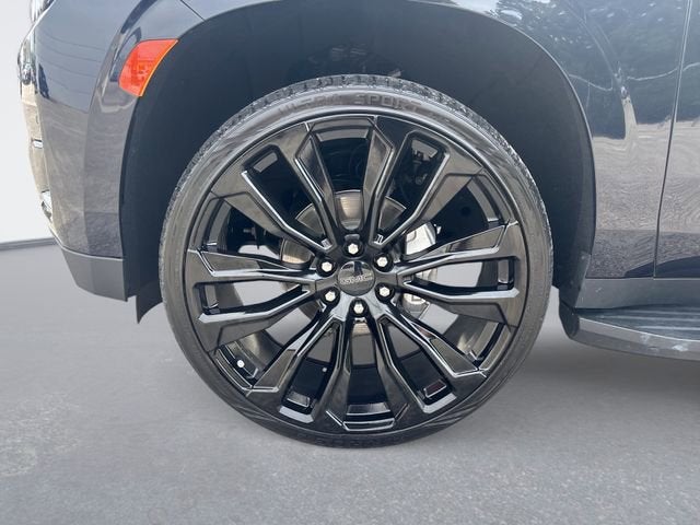 2023 GMC Yukon XL SLE
