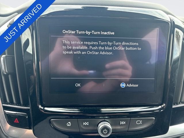 2022 Chevrolet Traverse LT Cloth
