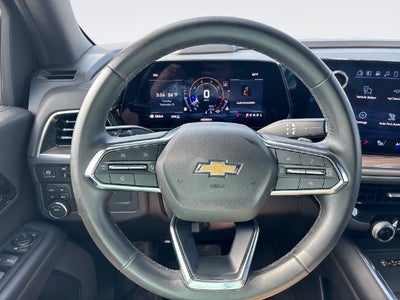 2025 Chevrolet Suburban LT