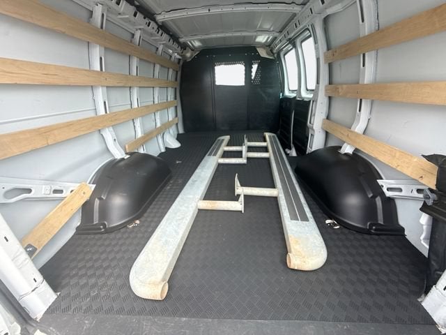 2025 GMC Savana Cargo Work Van