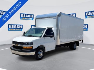 2026 Chevrolet Express Cutaway 3500 1WT