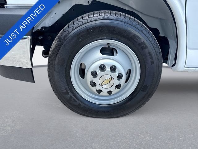 2026 Chevrolet Express Cutaway 4500 2WT