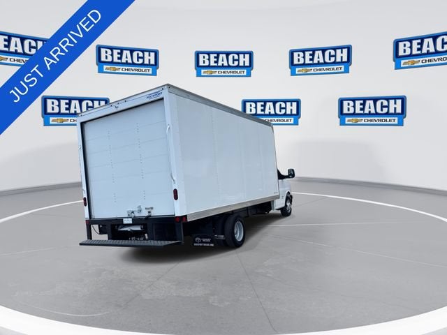 2026 Chevrolet Express Cutaway 4500 2WT