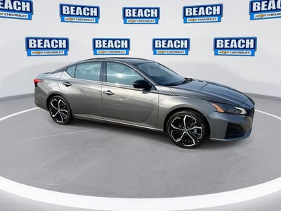 2025 Nissan Altima SR