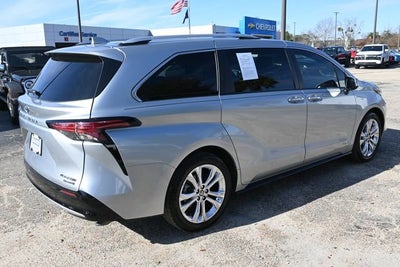 2021 Toyota Sienna Limited