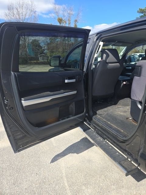 2015 Toyota Tundra 4WD Truck SR5