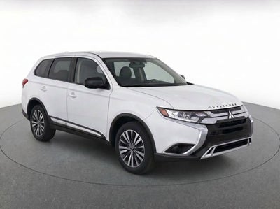 2020 Mitsubishi Outlander ES