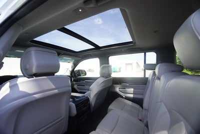 2024 Jeep Wagoneer BASE