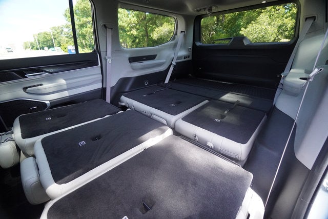 2024 Jeep Wagoneer BASE