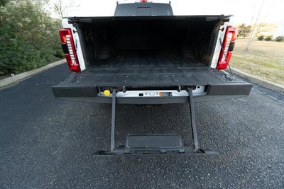 2023 Ford Super Duty F-350 SRW XL