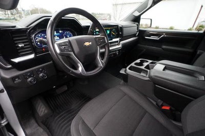 2022 Chevrolet Silverado 1500 LT (2FL)