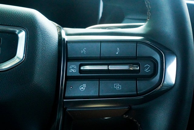 2024 GMC Acadia AT4