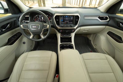 2022 GMC Acadia Denali