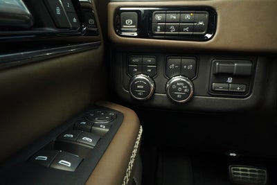2025 GMC Yukon Denali Ultimate