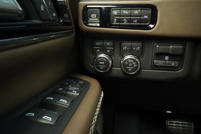 2025 GMC Yukon Denali Ultimate