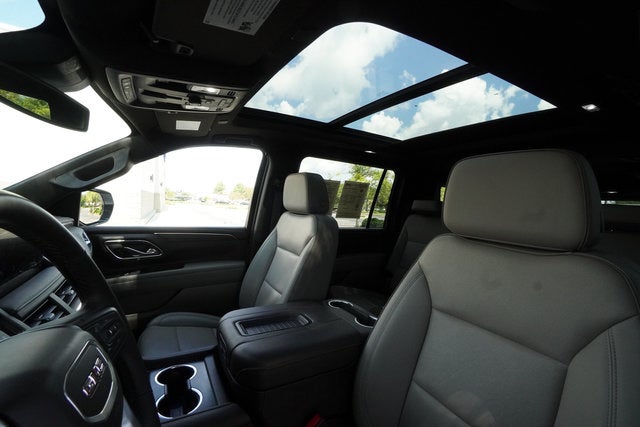 2024 GMC Yukon XL SLT
