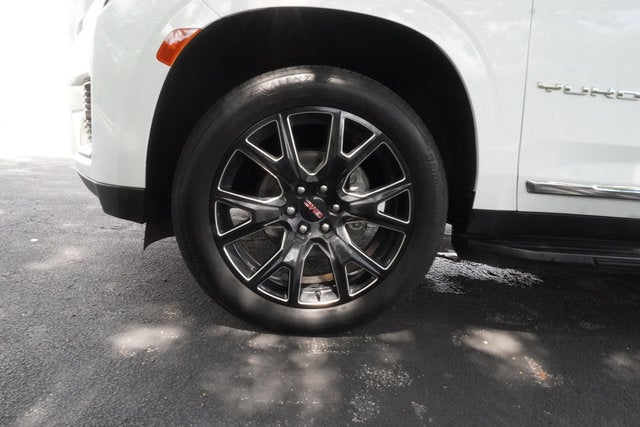 2024 GMC Yukon XL SLT