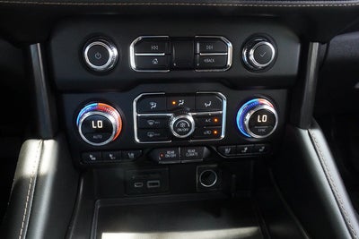 2021 GMC Yukon XL AT4