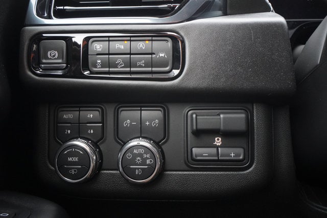 2025 GMC Yukon AT4 Ultimate