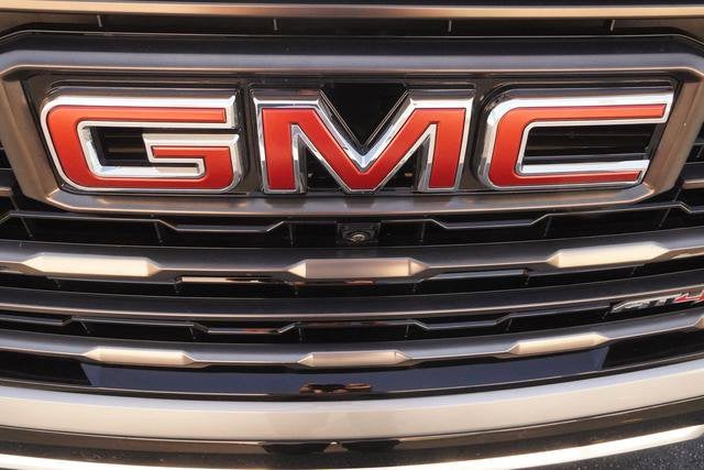 2025 GMC Yukon AT4 Ultimate
