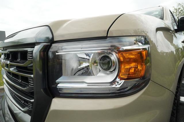 2022 GMC Canyon AT4 - Leather