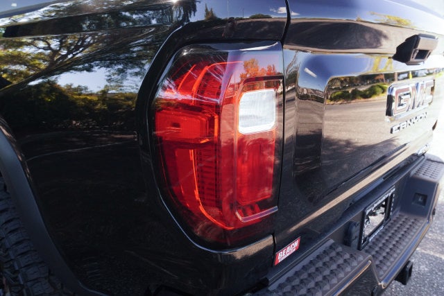 2024 GMC Canyon AT4X