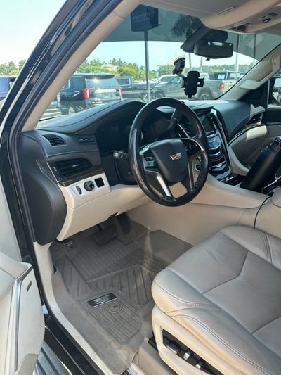 2019 Cadillac Escalade Luxury