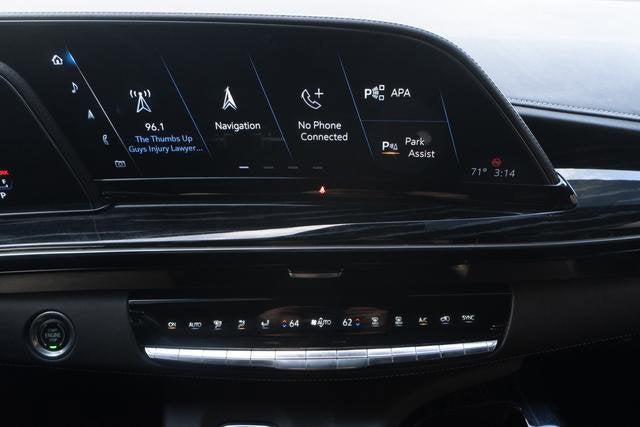 2023 Cadillac Escalade Sport