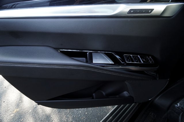 2025 Cadillac Escalade ESV Sport
