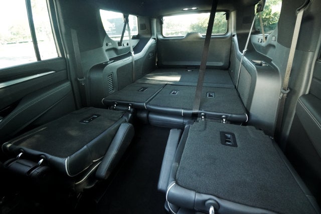 2025 Cadillac Escalade ESV Sport