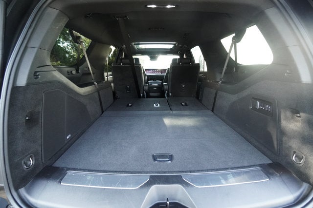 2025 Cadillac Escalade ESV Sport