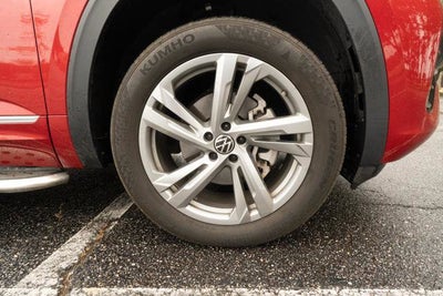 2024 Volkswagen Atlas Cross Sport 2.0T SEL R-Line