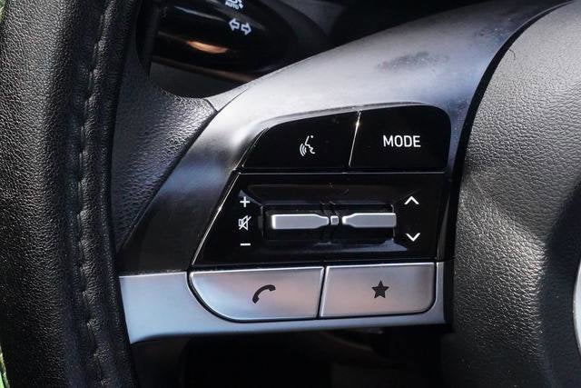 2023 Hyundai Santa Cruz SE