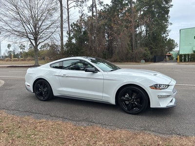 2022 Ford Mustang EcoBoost