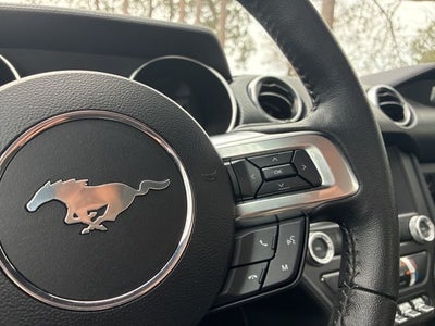 2022 Ford Mustang EcoBoost