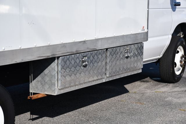 2023 Ford E-450SD Base DRW