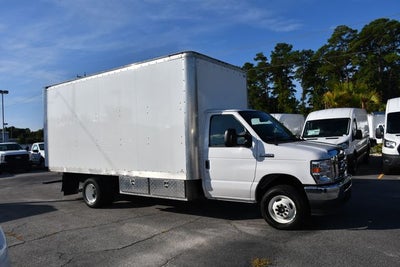 2023 Ford E-450SD Base DRW