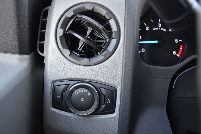 2023 Ford E-450SD Base DRW