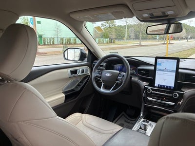 2023 Ford Explorer Platinum
