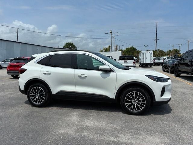 2025 Ford Escape Plug-In Hybrid Base