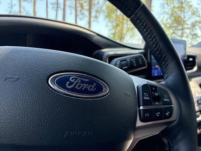 2024 Ford Explorer XLT