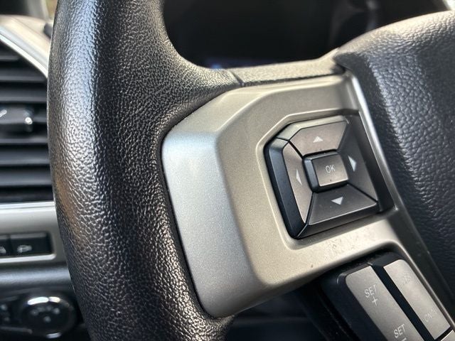 2022 Ford F-350SD Lariat DRW