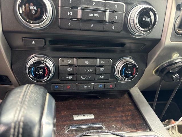 2016 Ford F-150 Platinum