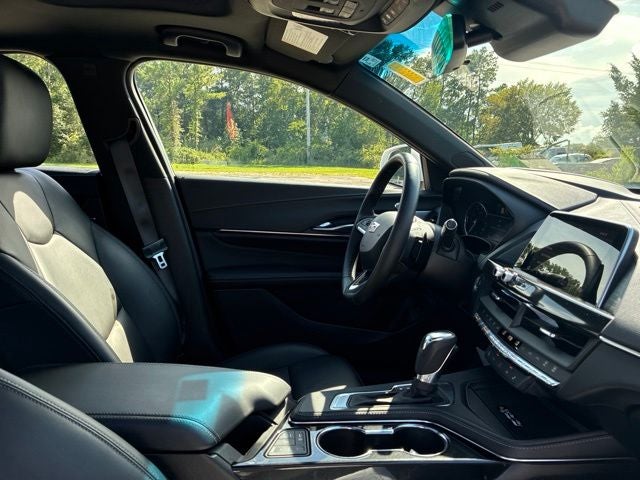 2022 Cadillac CT4 Luxury