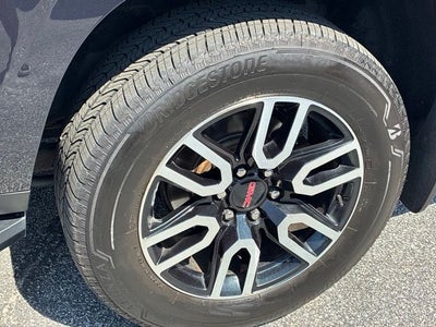 2023 GMC Yukon XL AT4